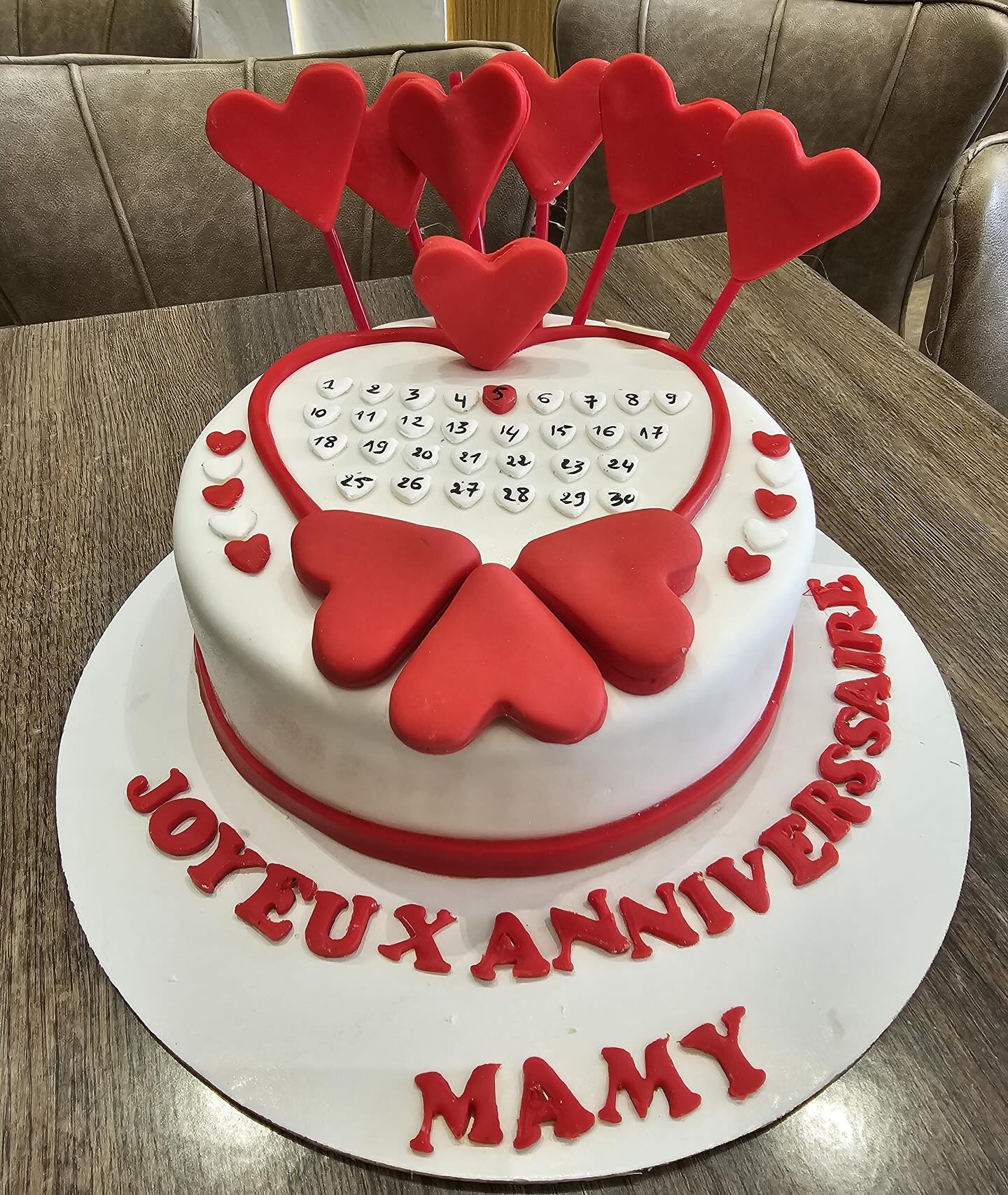 Gâteau Anniversaire Coeurs